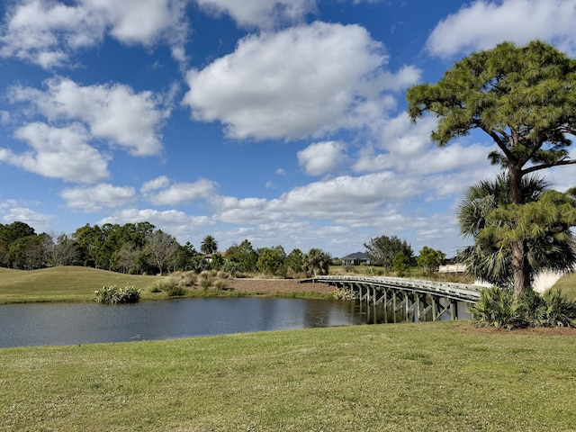 Listing photo 3 for 107 SE Mira Lavella, Port Saint Lucie FL 34984