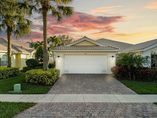 view of front facade with a garage