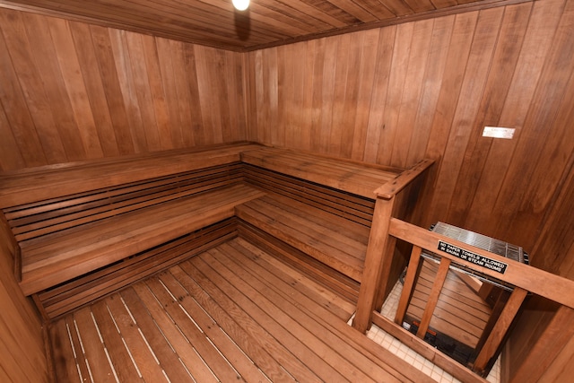 view of sauna / steam room