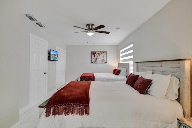 bedroom featuring ceiling fan