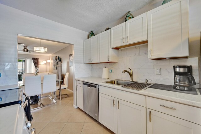 laundry area featuring washing machine and dryer