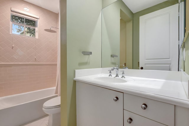 full bathroom featuring shower / bathtub combination with curtain, vanity, and toilet