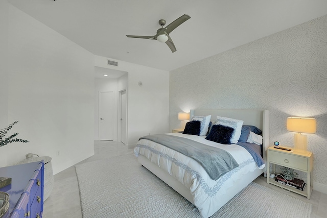 bedroom featuring ceiling fan