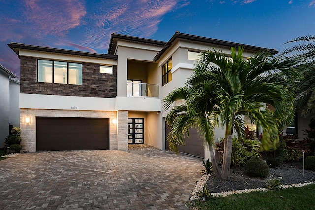 view of front of house featuring a garage