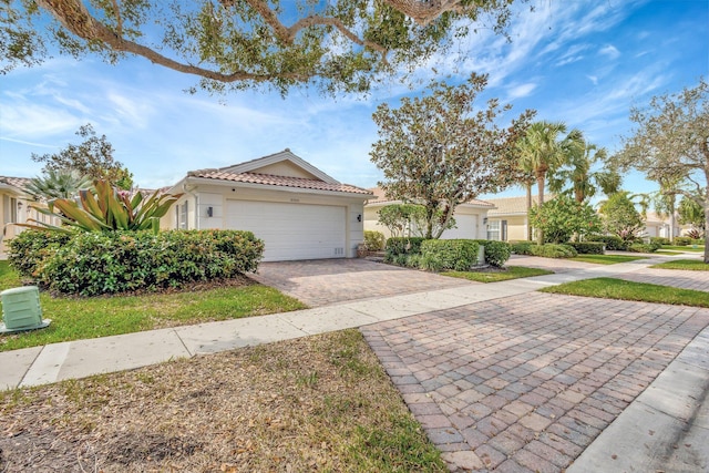 view of front facade with a garage