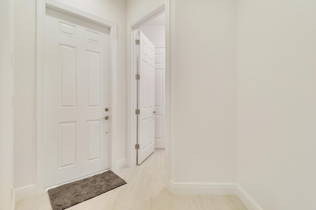 11263 SW Visconti Way, Port Saint Lucie, FL 34986 - foyer entrance featuring baseboards