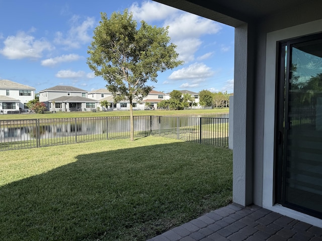 view of yard featuring a water view