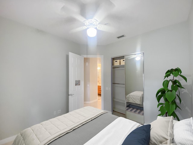 bedroom featuring ceiling fan