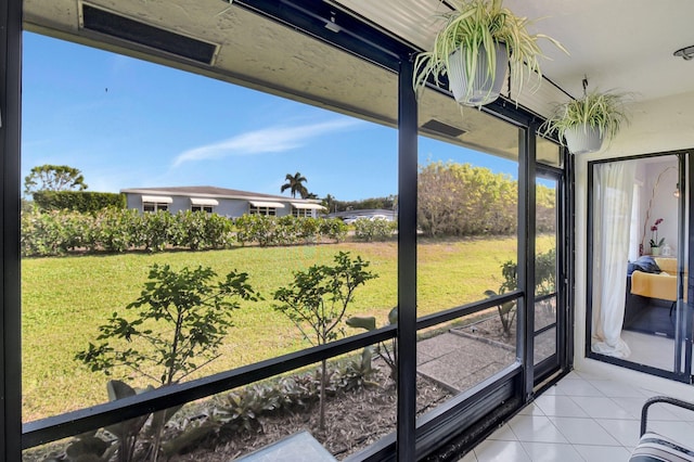 view of sunroom / solarium