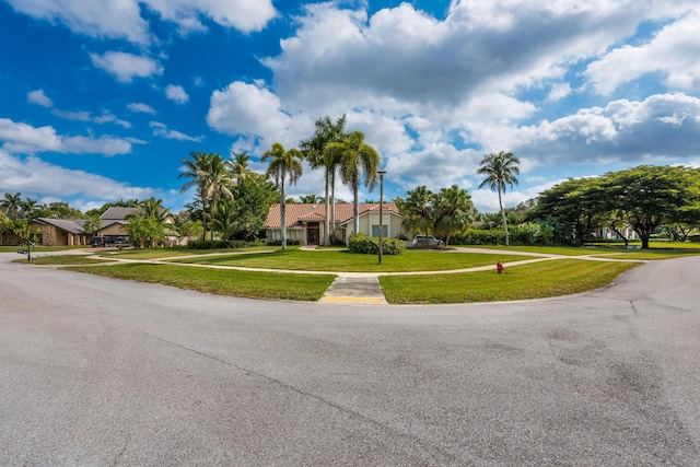 view of front of property with a front lawn