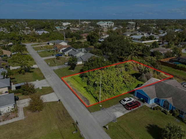 Listing photo 3 for 2433 SW Hinchman St, Port Saint Lucie FL 34984