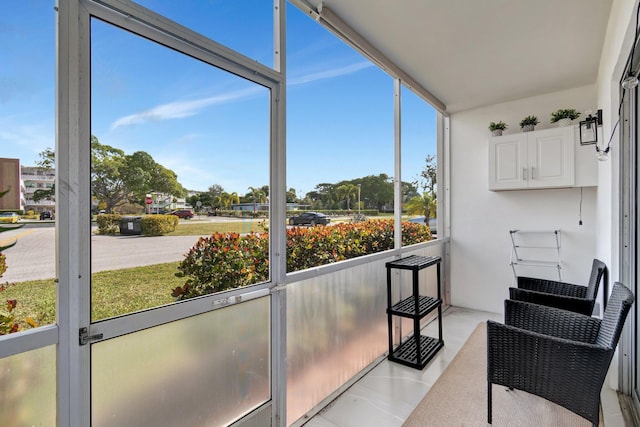 view of sunroom / solarium