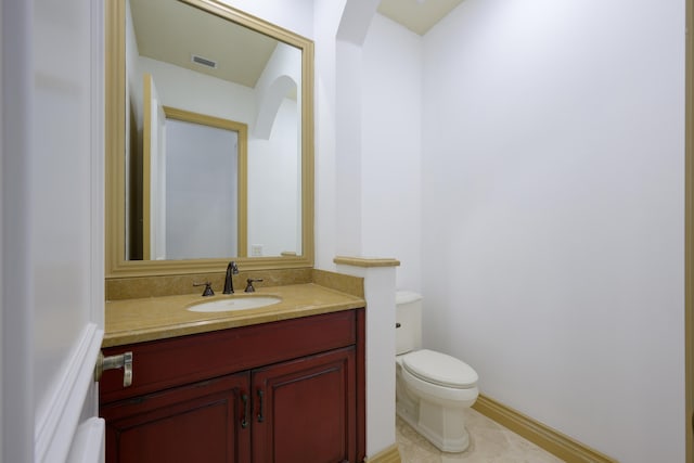 135 Playa Rienta Way, Palm Beach Gardens, FL 33418 - half bath with toilet and vanity