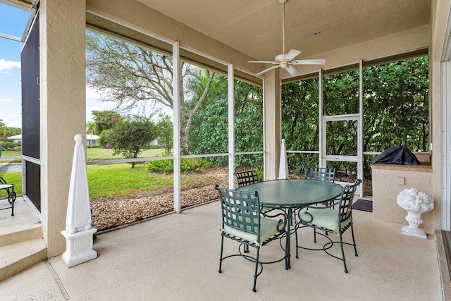 view of sunroom / solarium