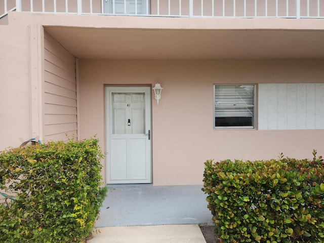 view of doorway to property