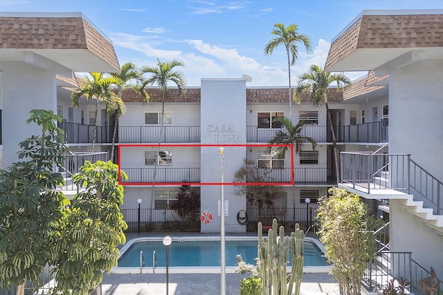 714 NE 10th St Unit 205, Hallandale Beach, FL 33009 - view of community pool