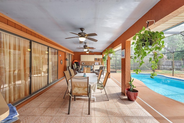 view of sunroom / solarium