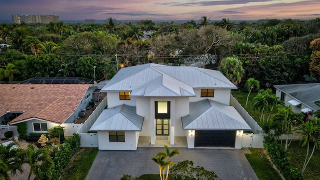 view of aerial view at dusk