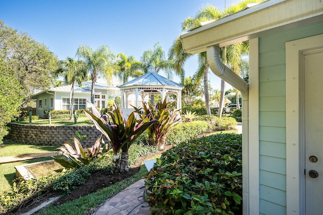 2897 SE Saint Lucie Blvd, Stuart, FL 34997 - view of yard with a gazebo