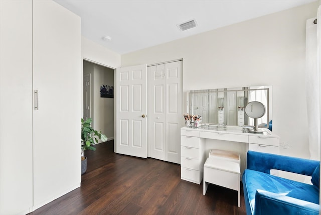 living area featuring dark hardwood / wood-style flooring