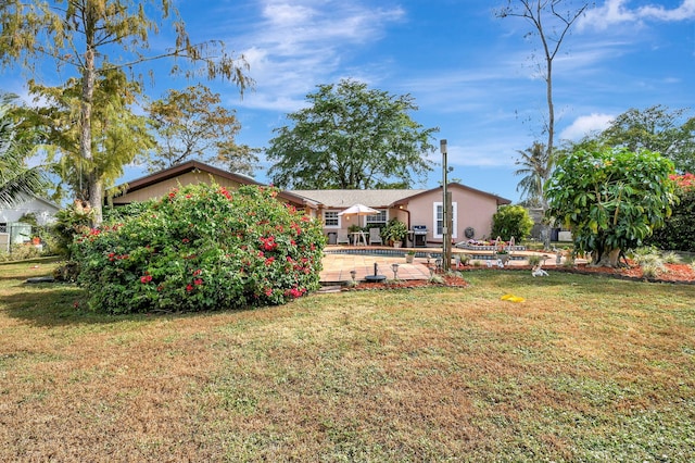 view of yard with a patio area