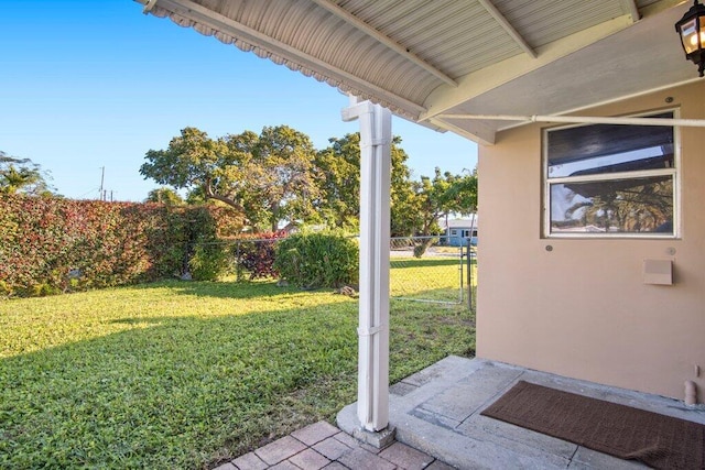 view of yard with a patio