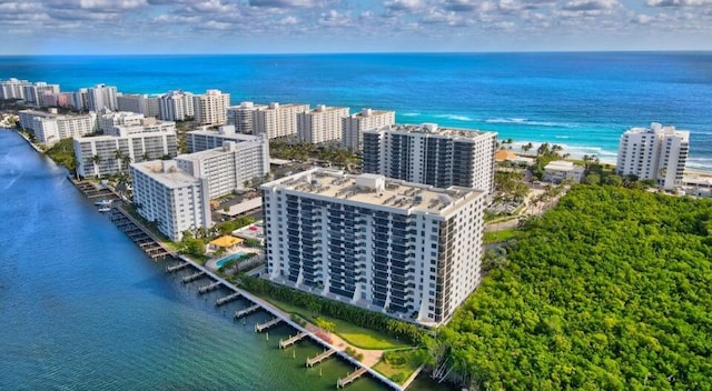 bird's eye view with a water view