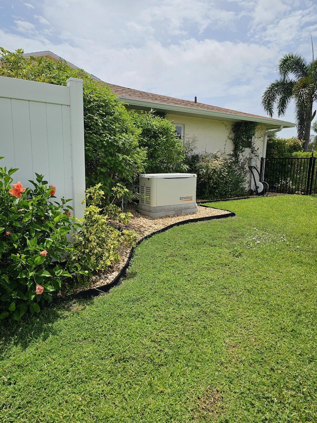601 SE Karrigan Ter, Port Saint Lucie, FL 34983 - view of yard