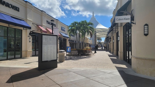 2425 Presidential Way Unit 402, West Palm Beach, FL 33401 - view of surrounding community