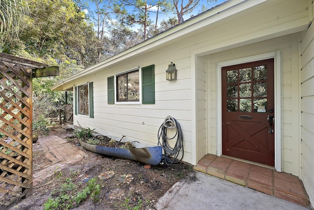 view of property entrance