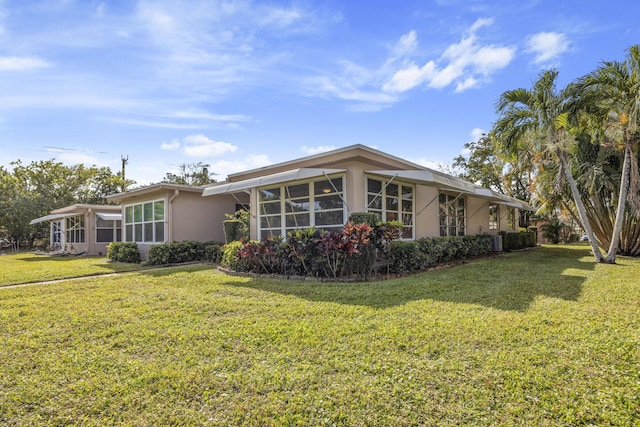 exterior space featuring a yard