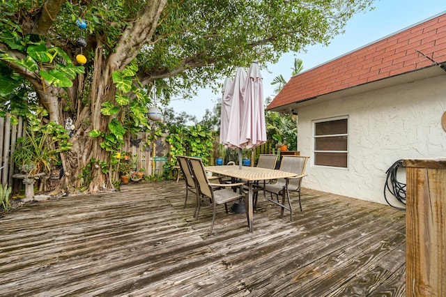 view of wooden deck