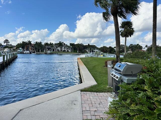 view of water feature