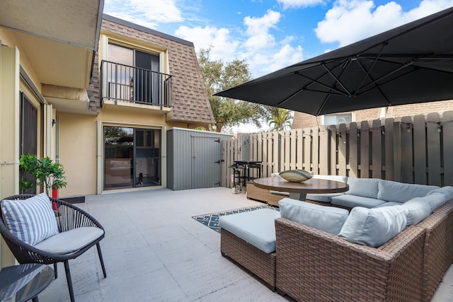 view of patio / terrace with an outdoor hangout area