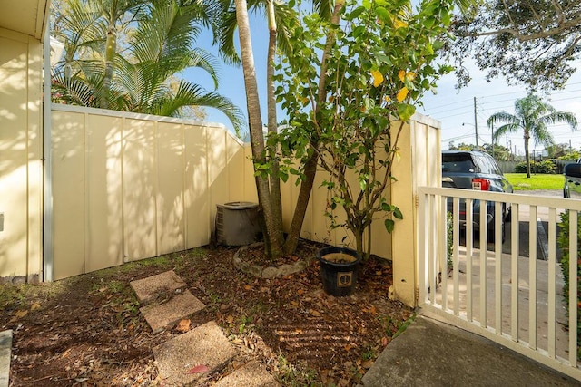 view of yard featuring central AC