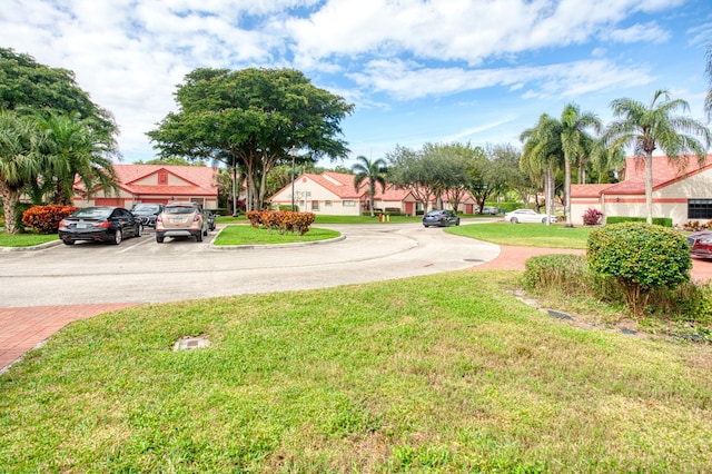 view of yard with a residential view