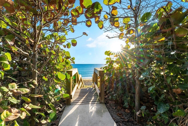 view of property's community featuring a water view