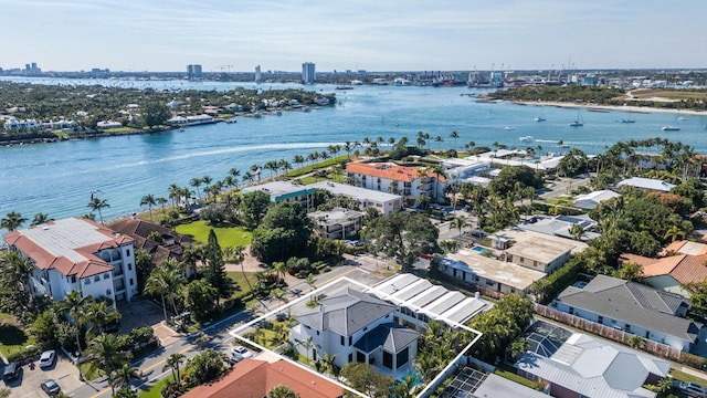 bird's eye view with a water view