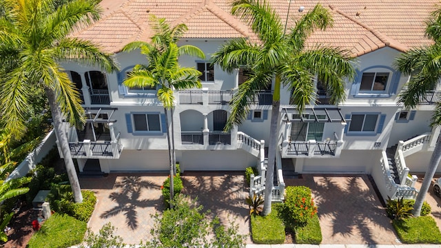 3016 Waterside Cir, Boynton Beach, FL 33435 - view of building exterior with stairway