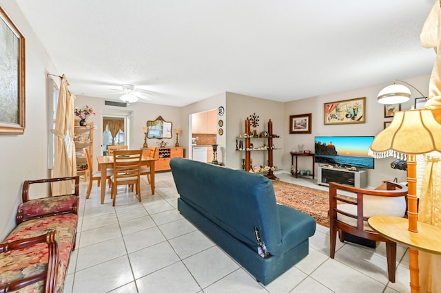 336 Piedmont Unit G, Delray Beach, FL 33484 - living area featuring light tile patterned floors and ceiling fan