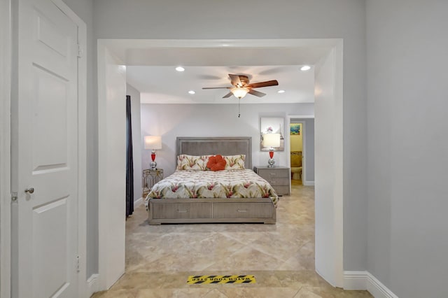 bedroom featuring ceiling fan