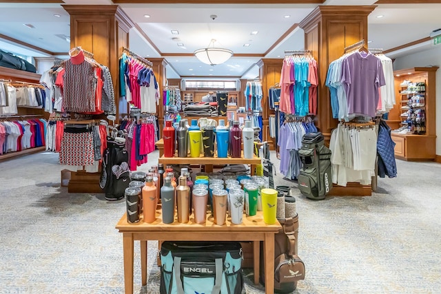 spacious closet featuring carpet