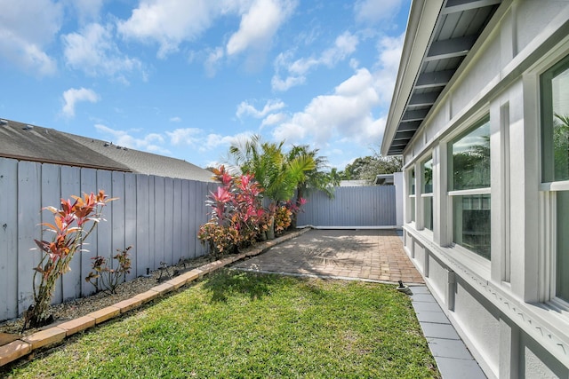 view of yard with a patio area