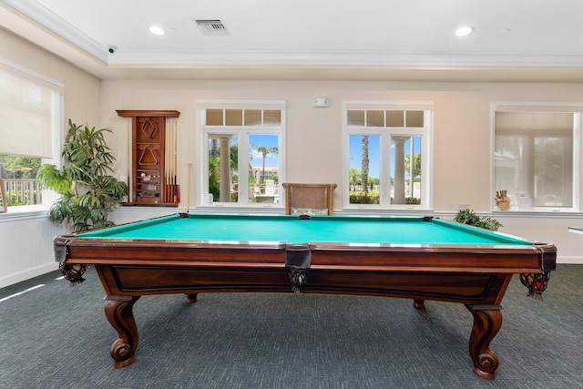 game room featuring recessed lighting, a wainscoted wall, carpet floors, visible vents, and crown molding