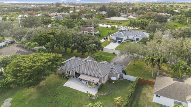 bird's eye view with a residential view