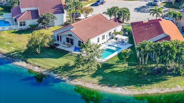 bird's eye view with a water view