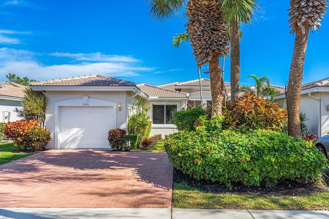 view of front of property featuring a garage