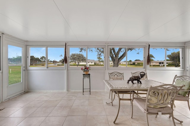 view of sunroom / solarium