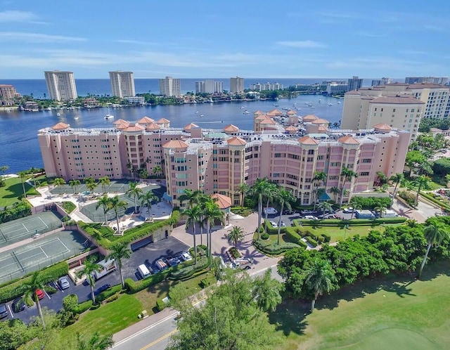 bird's eye view featuring a water view