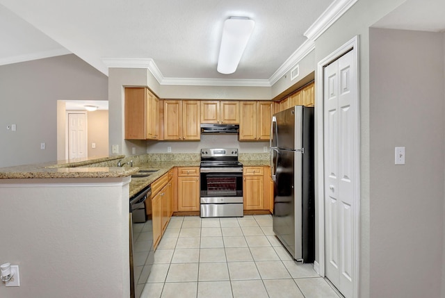 15155 Michelangelo Blvd Unit 201, Delray Beach, FL 33446 - kitchen with under cabinet range hood, a sink, black appliances, and crown molding